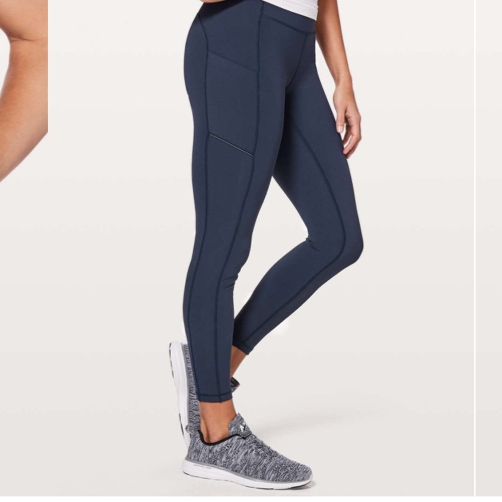 Lululemon Speed Up Tight *Full-On Luxtreme 28" True Navy Size 4